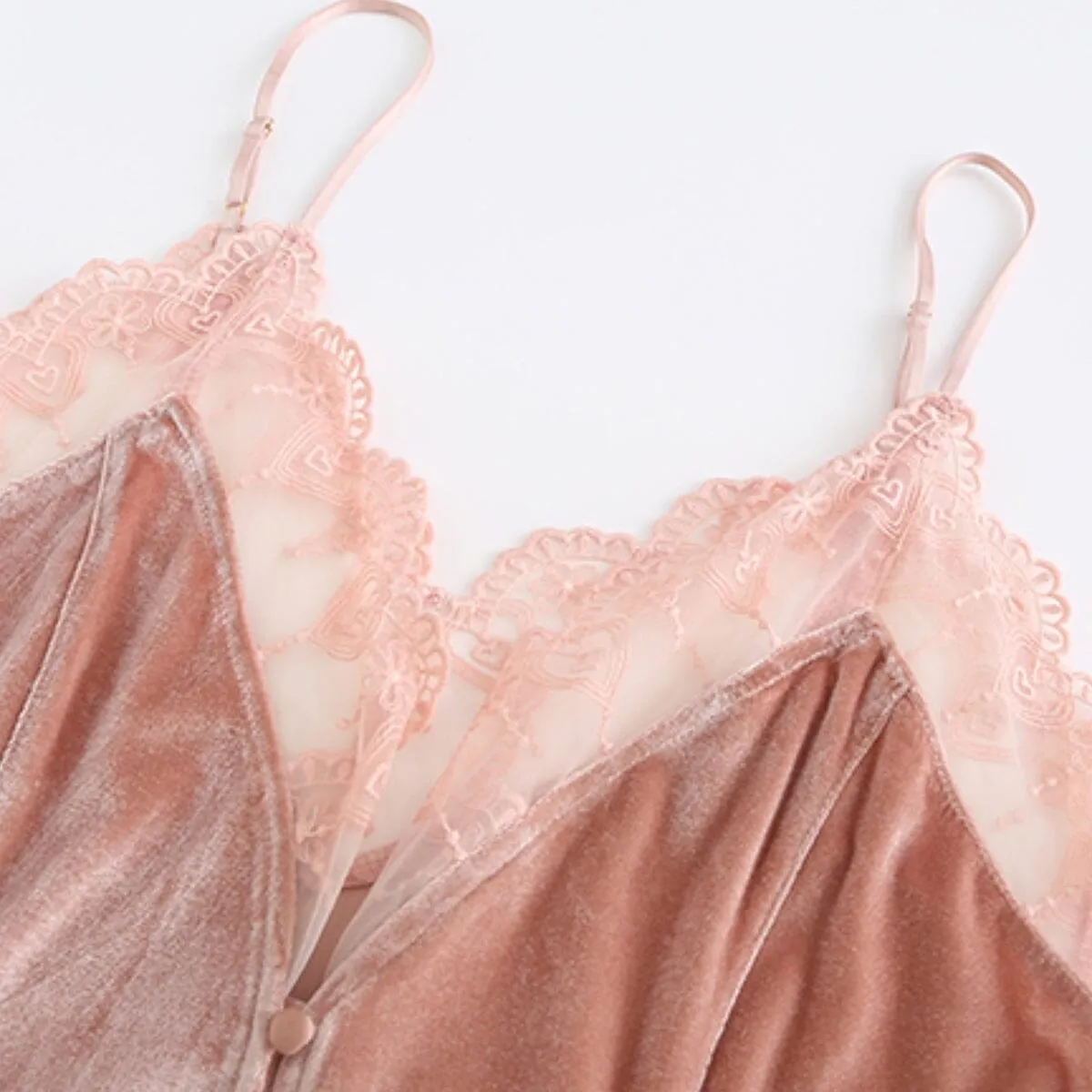 Ava velvet slip