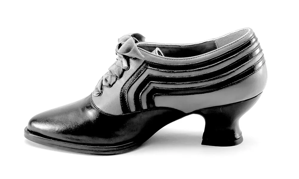 Bernadette Women's Edwardian Oxfords Wide (Ivory/Black)