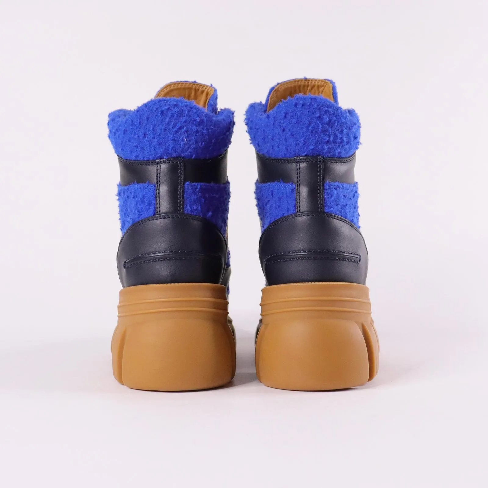GUCCI Men’s Casy Wool Hiking Boots