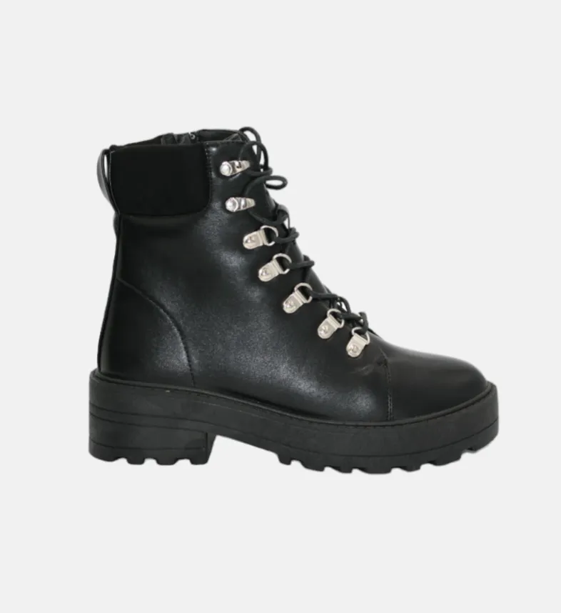 Hettie Hiking Boots