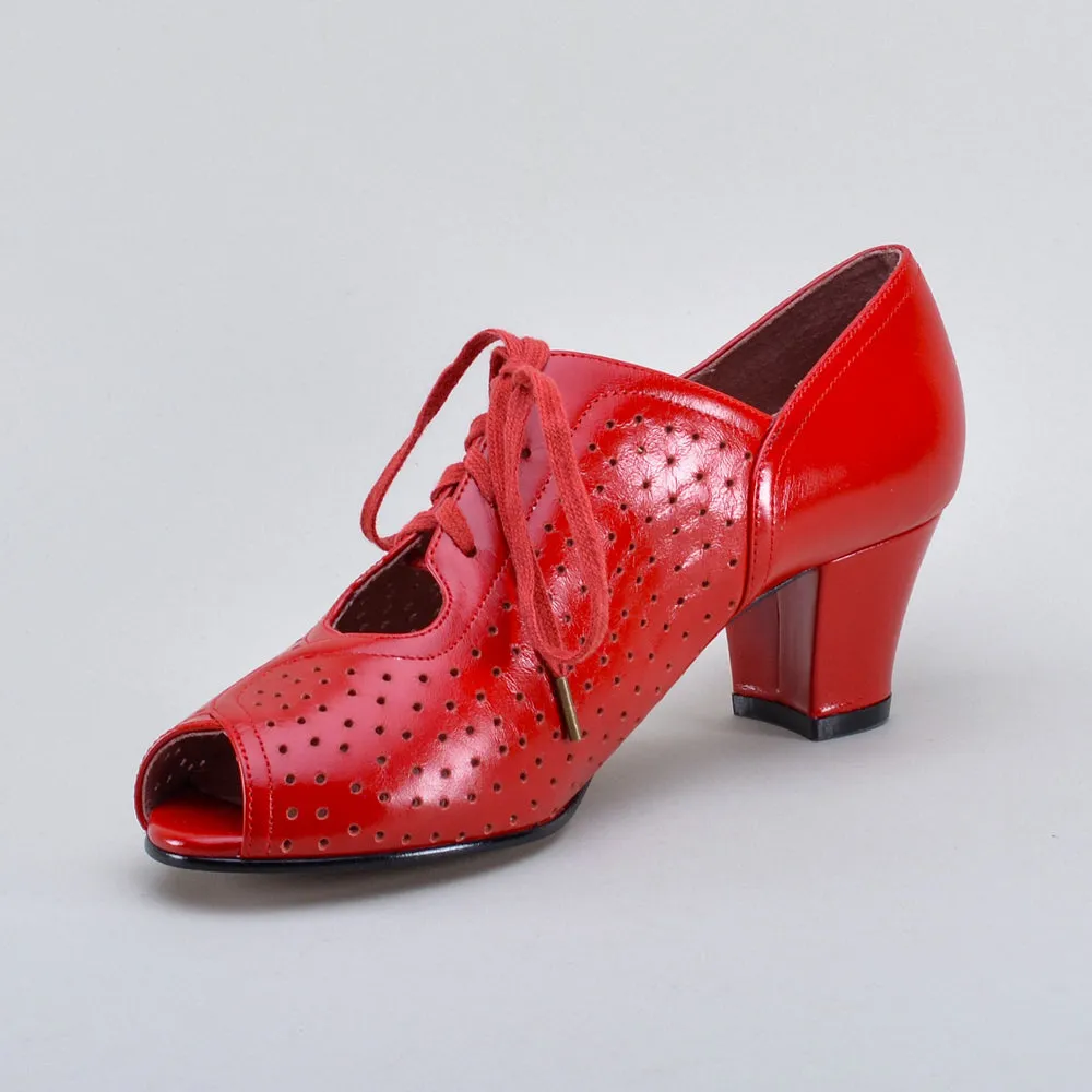 Jenny Women’s Vintage Oxfords (Cherry Red)