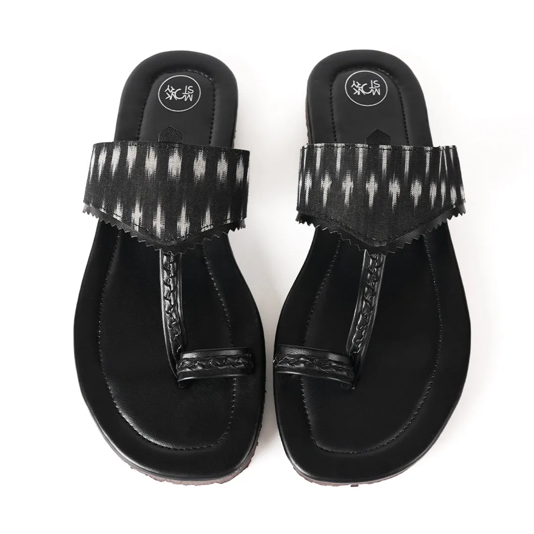 Monkstory Ikat Kolhapuri Sandals