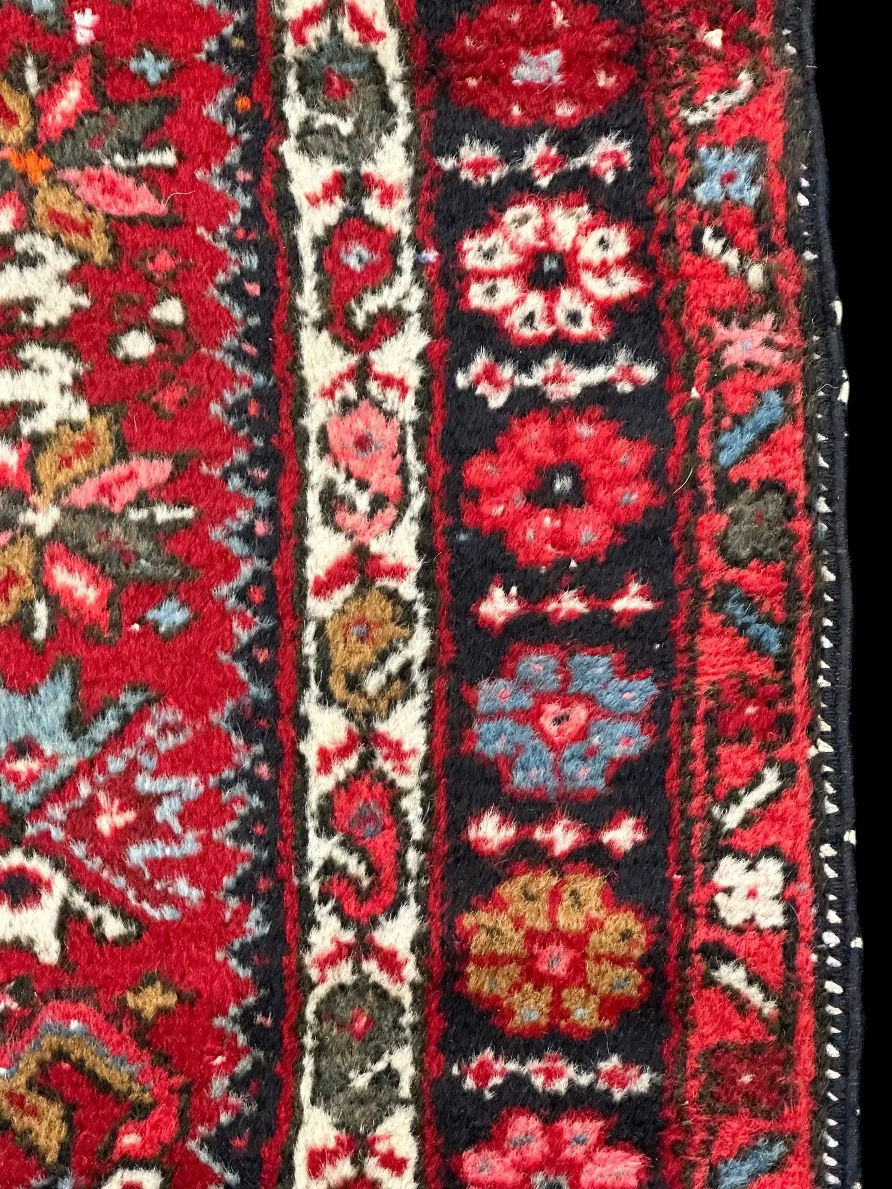 Stunning Handmade Vintage Wool Rug Red Persian Heriz Design 3'4 x 4'6