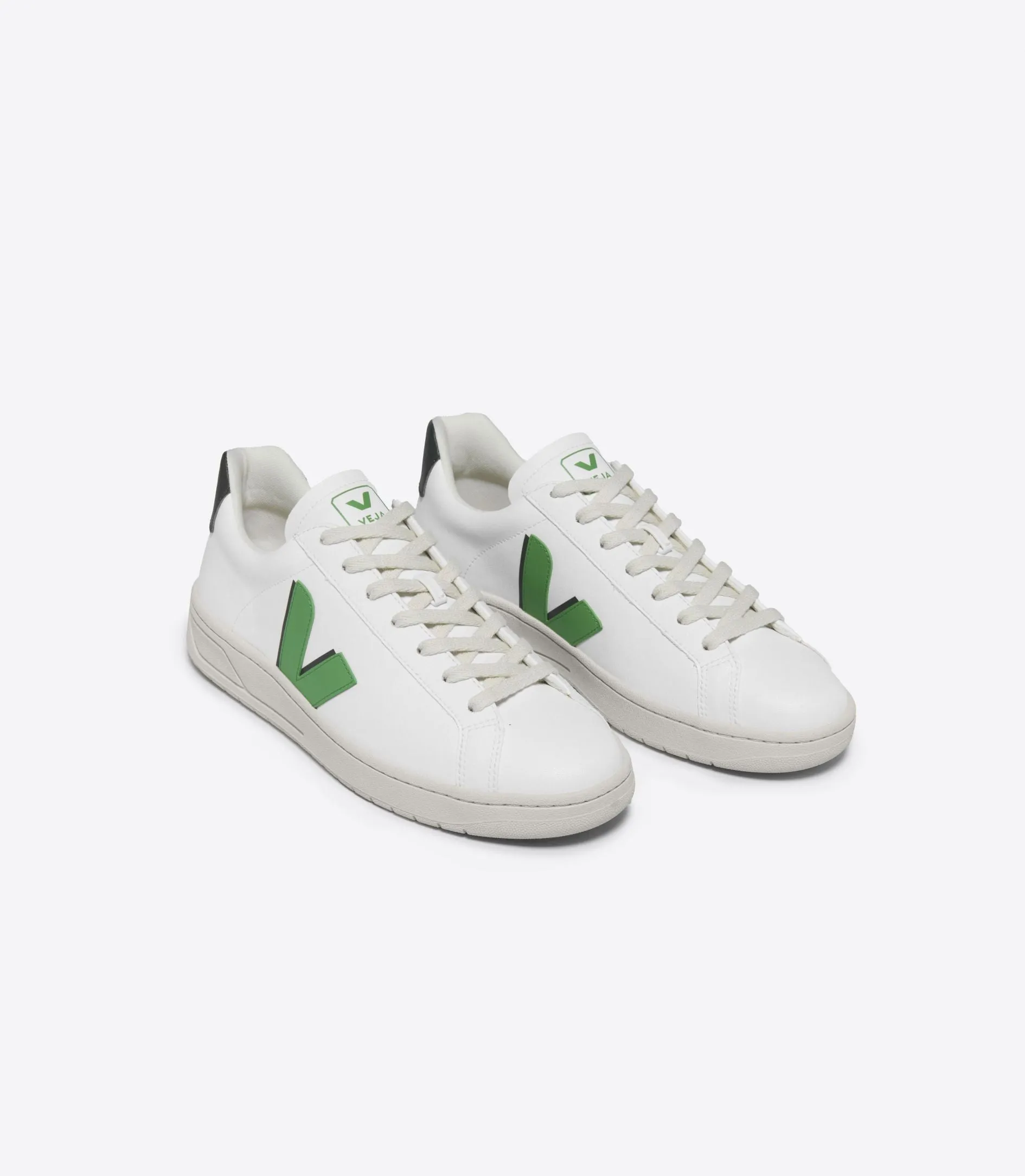 VEJA Urca Cwl White Leaf Cyprus