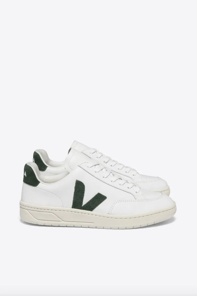 Veja - V 12 Leather Sneaker, Extra White Cyprus