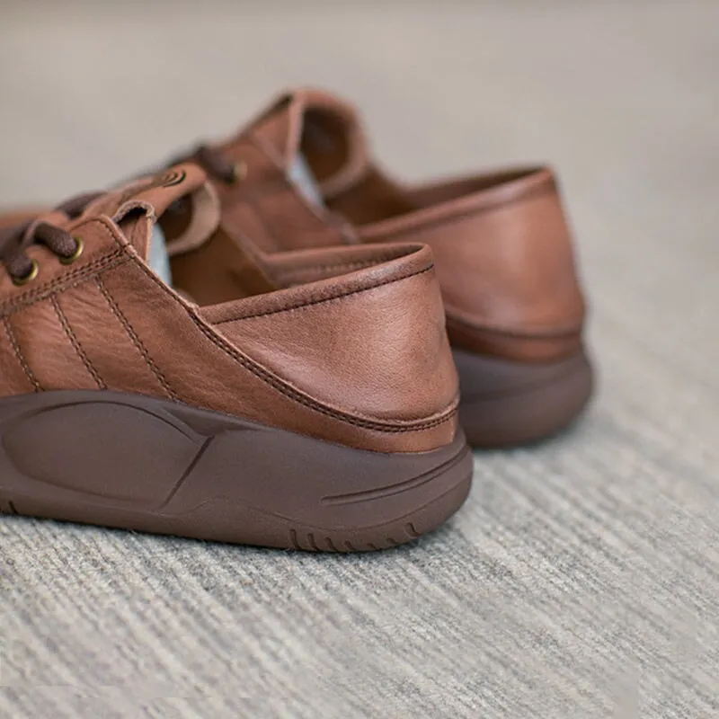 Women Round Toe Lace Up Leather Platform Oxfords in Brown/Khaki